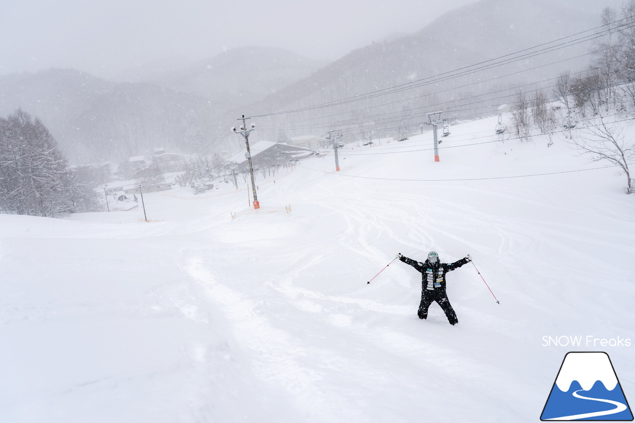 さっぽろばんけい ban.K｜祝・大雪到来！心優しきプロスキーヤー・井山敬介さんが、今シーズンNo.1の『BANKEI POWDER』を滑ります(^^)/